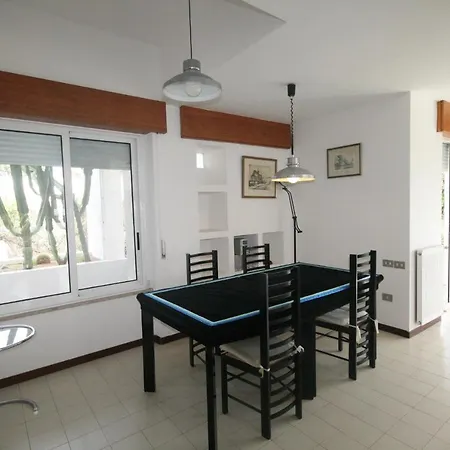 بيت للعطل Holiday In Quartu Sant'elena 34165