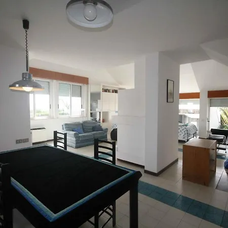 Holiday In Quartu Sant'elena 34165 بيت للعطل كابيتانا